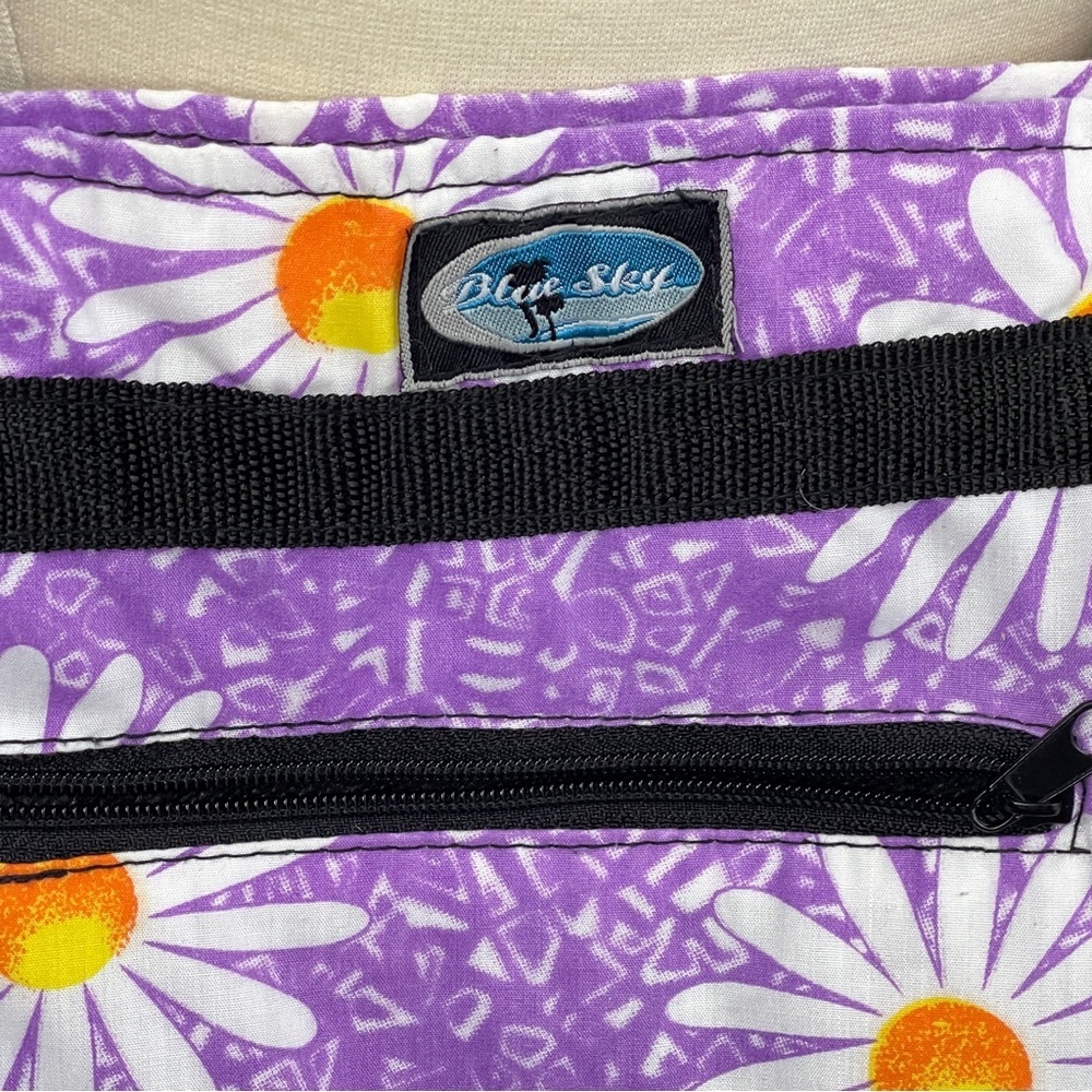 BLUE SKY Cottagecore‎ Boho Lavender Daisy Print Zip Closure Tote Bag - Picture 9 of 10